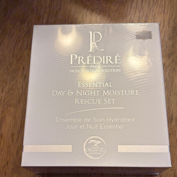 Predire Paris Essential Day & Night Moisture Rescue Set - Silver